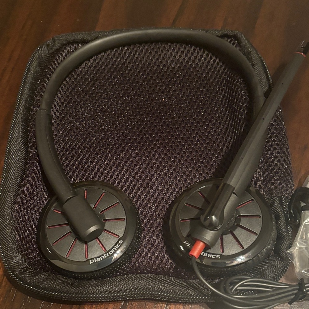 Plantronics Black Wired Headset - Black